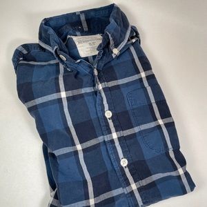 Aeropostale Plaid Button Down Shirt